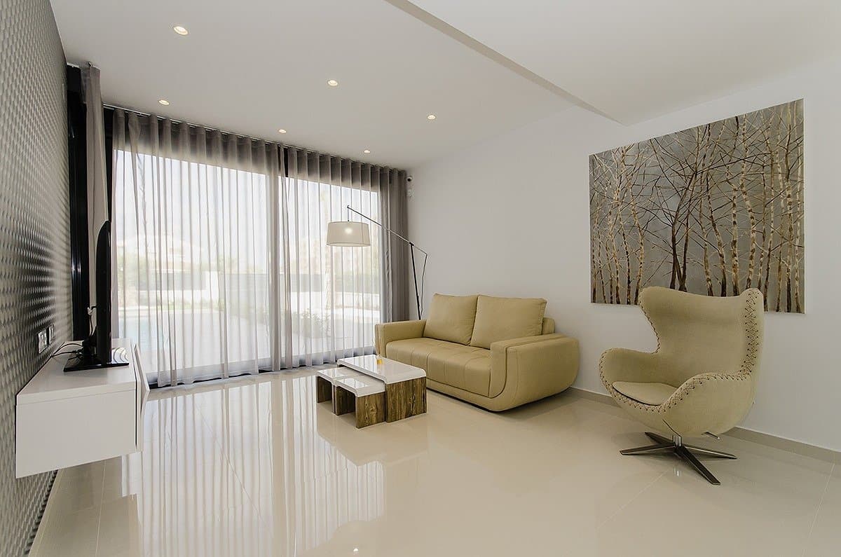 Villa de 4 dormitorios en Orihuela Costa – imagen 4