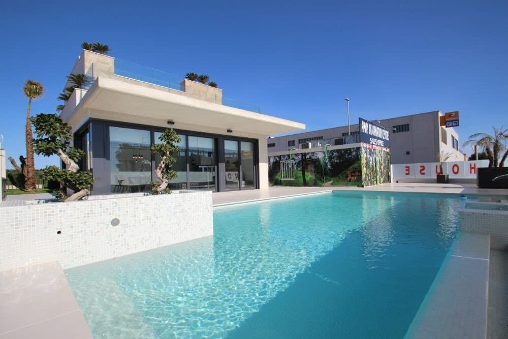 Villa de 4 dormitorios en Orihuela Costa – imagen 3