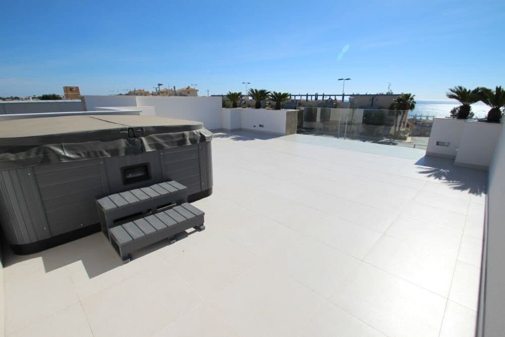 Villa de 4 dormitorios en Orihuela Costa – imagen 4