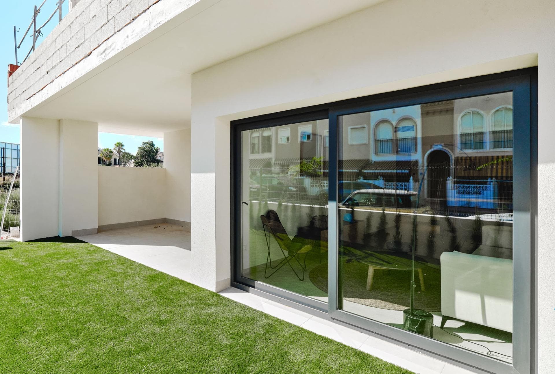 Bungalow de 2 dormitorios en Torrevieja – imagen 2