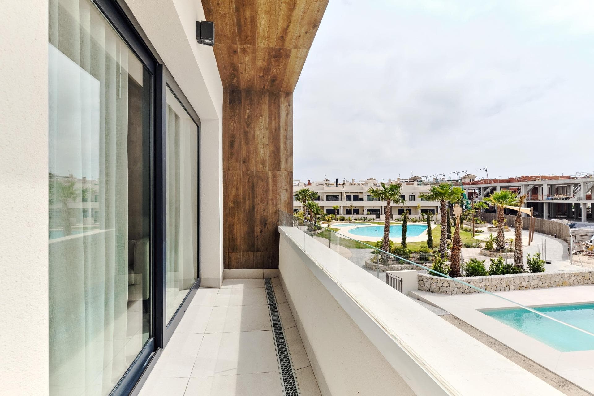 Bungalow de 2 dormitorios en Torrevieja – imagen 3