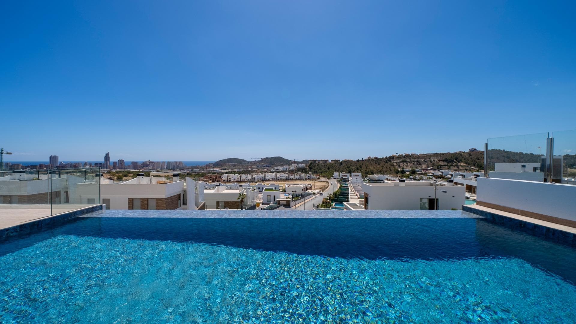 Villa med 4 soverom og 5 bad i Finestrat – bilde 4