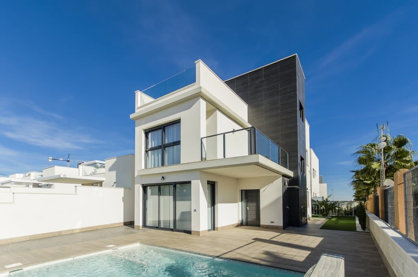 Villa de 4 dormitorios en Salinas