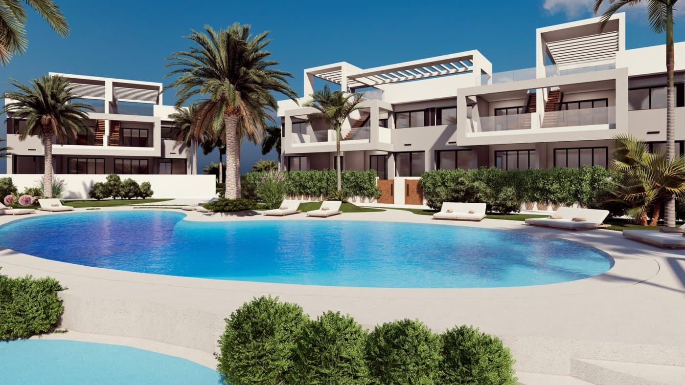 Bungalow de 2 dormitorios en Torrevieja – imagen 2