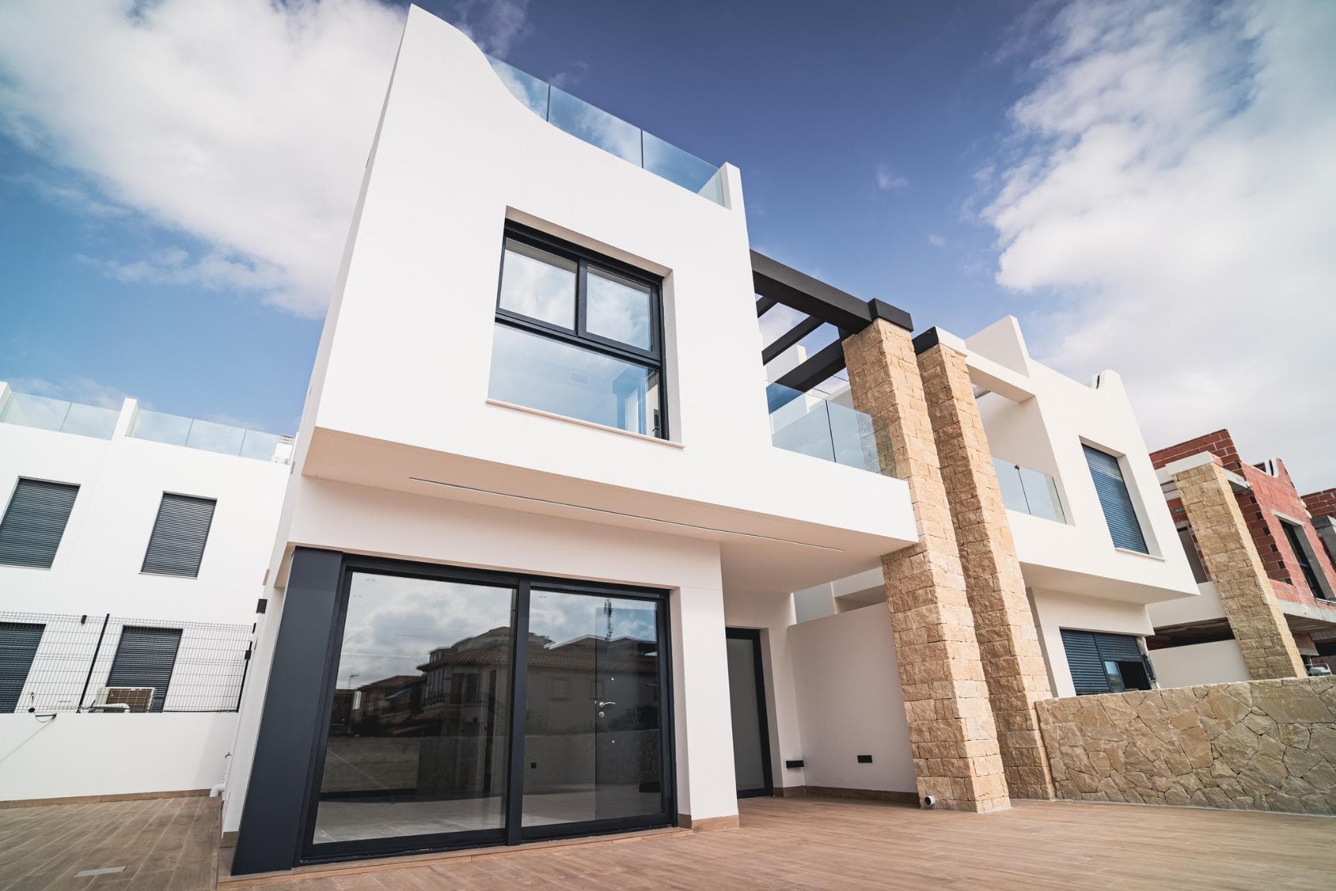 Villa de 4 dormitorios en Orihuela Costa – imagen 3