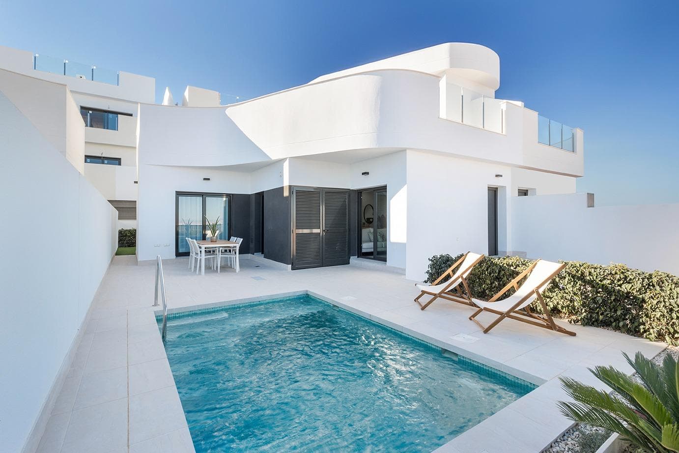 Chalet pareado de 3 dormitorios en Torrevieja