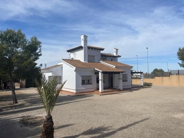 Villa de 3 dormitorios en Fuente Álamo – imagen 4