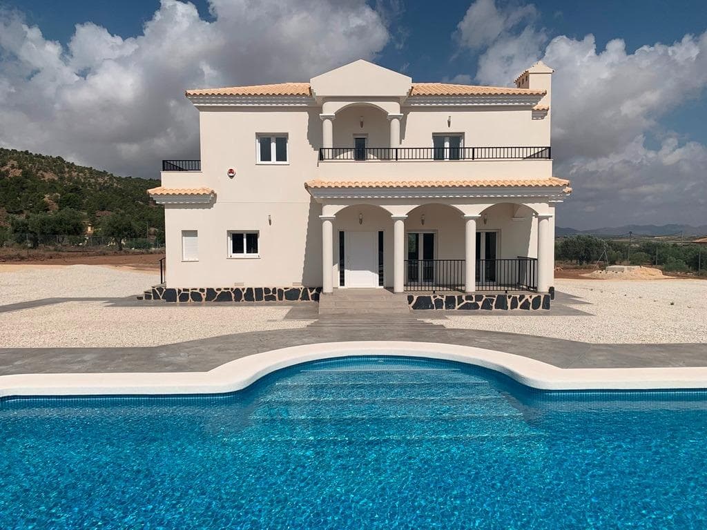Villa med 4 soverom og 3 bad i Pinoso – bilde 3