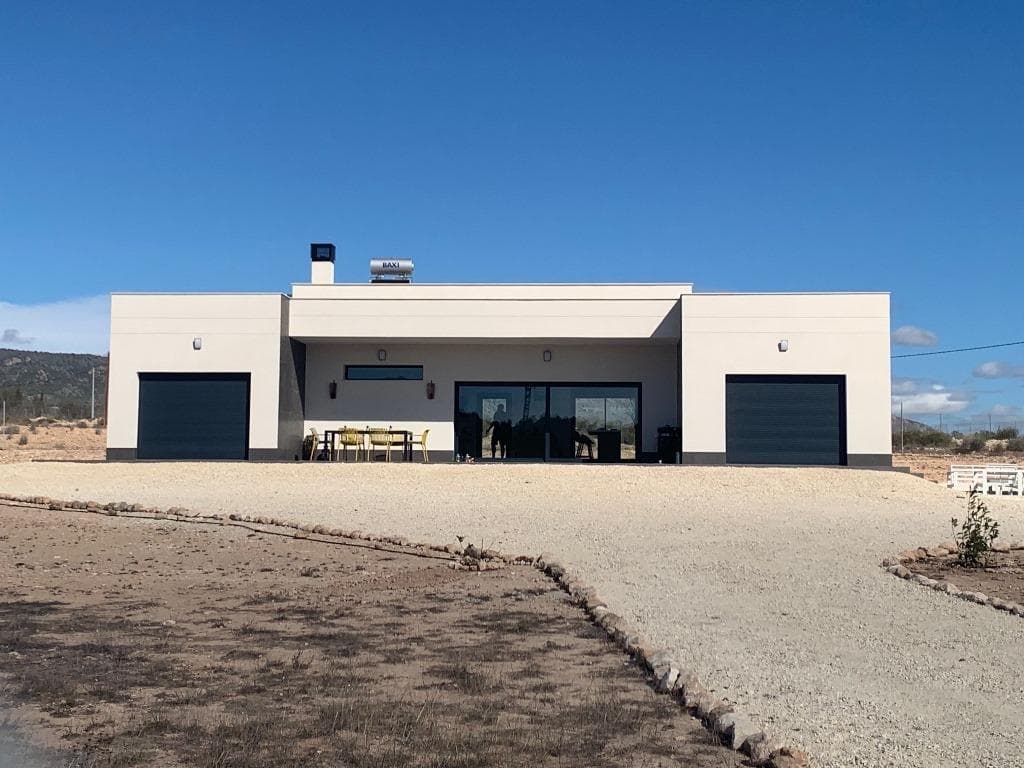 Villa med 4 soverom og 3 bad i Pinoso – bilde 4