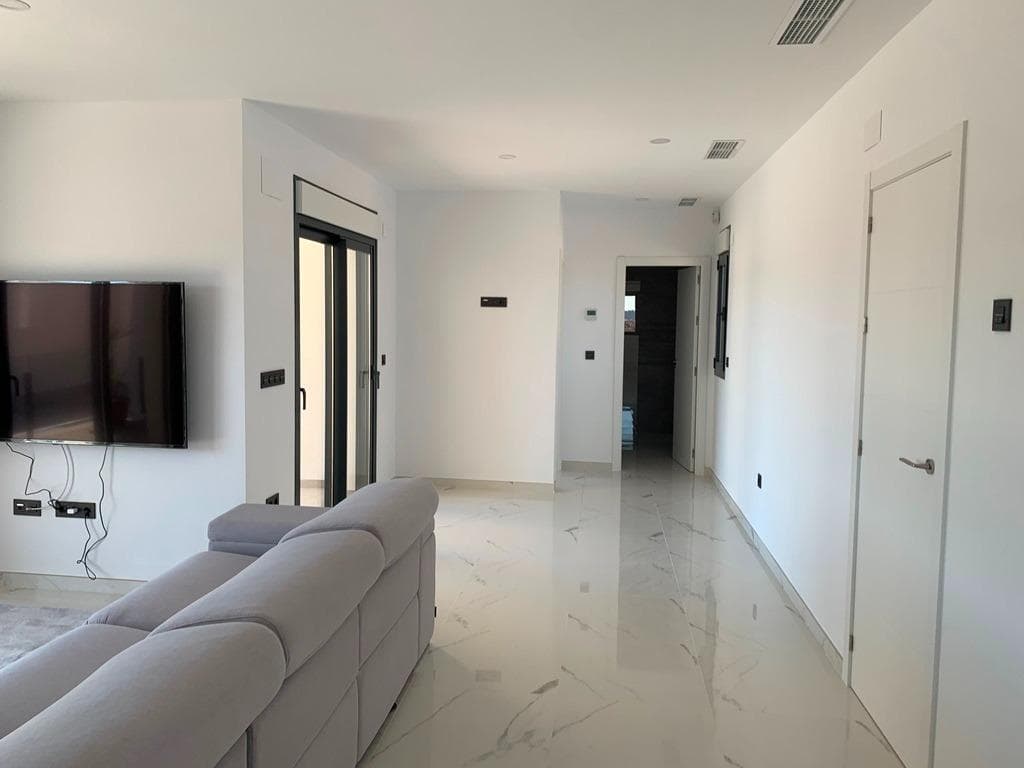 Villa med 4 soverom og 3 bad i Pinoso – bilde 4