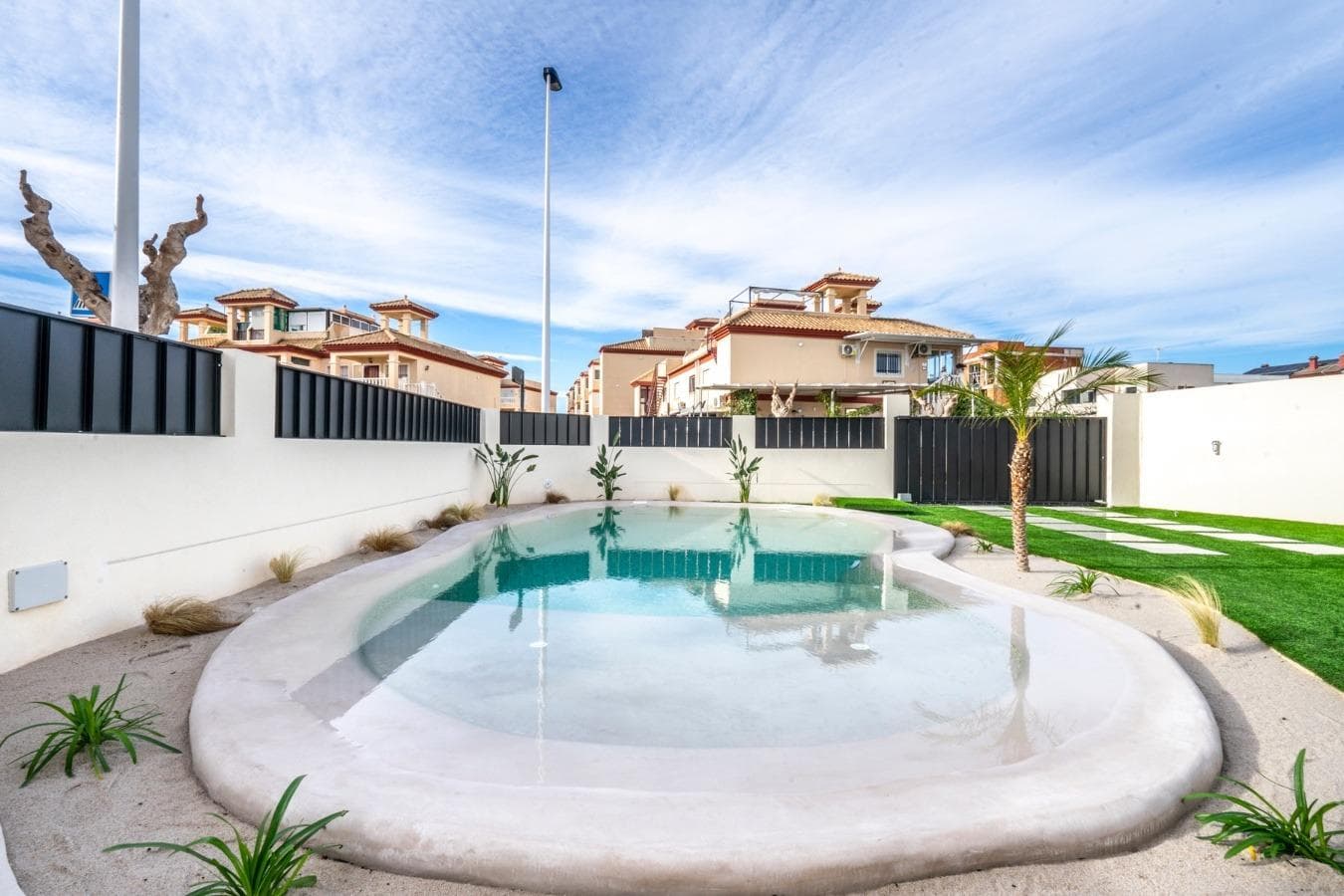 Villa med 3 soverom og 3 bad i Roldán – bilde 3