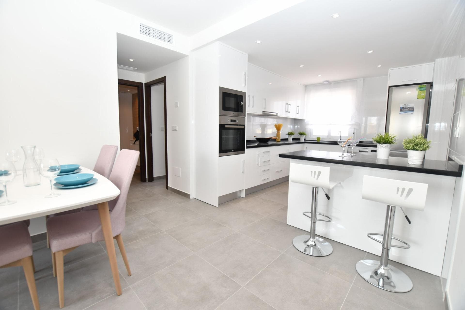 Bungalow de 2 dormitorios en San Miguel de Salinas – imagen 5