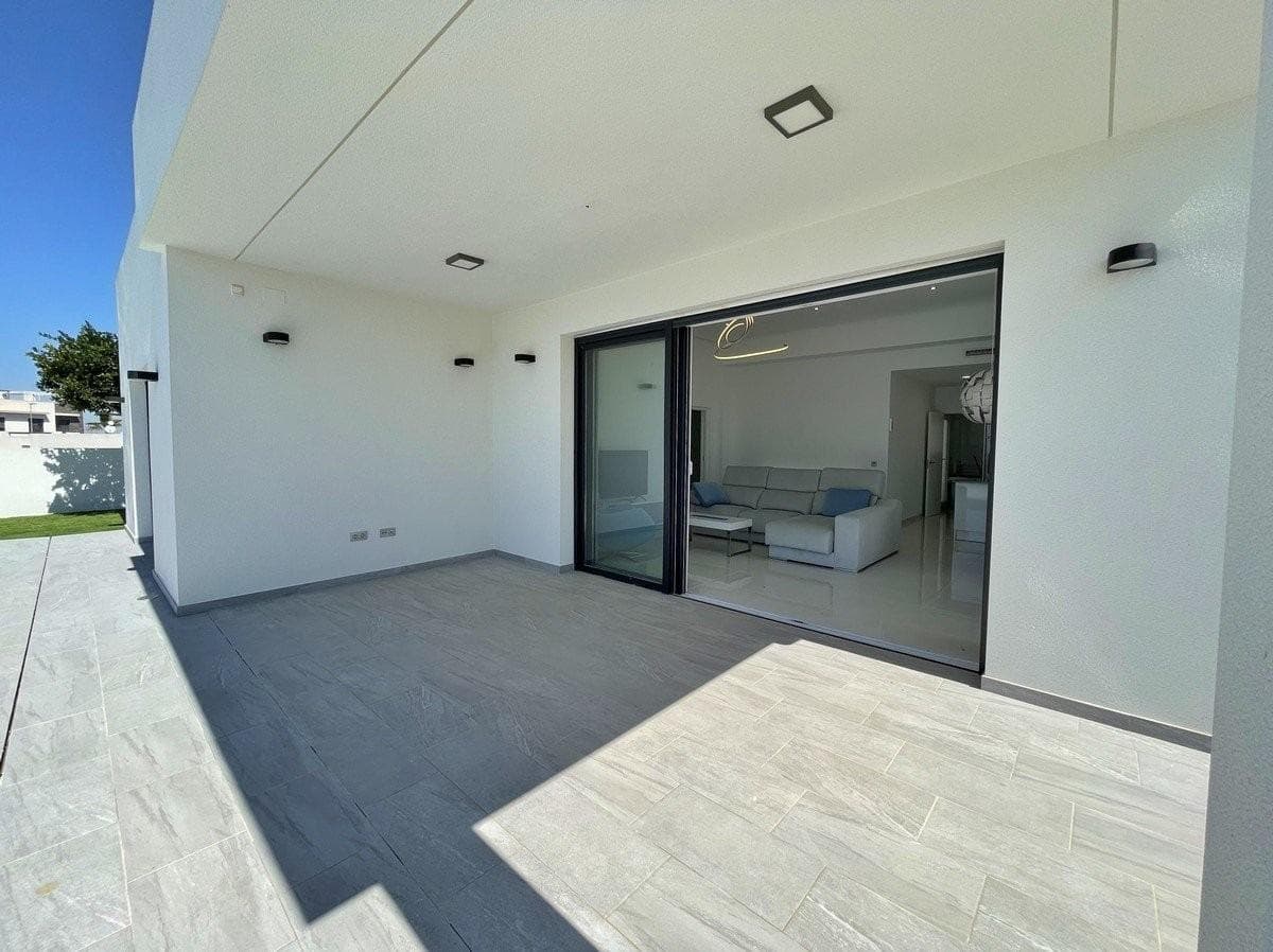Moderne villa med 3 soverom og 2 bad i Rafal – bilde 6