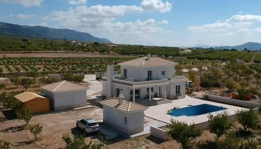 Villa med 4 soverom og 3 bad i Pinoso – bilde 4