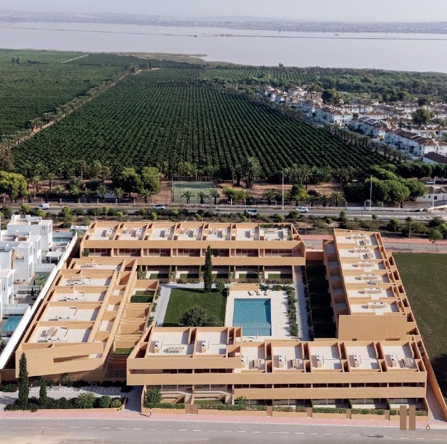 Bungalow med 2 soverom og 2 bad i Los Balcones – bilde 2