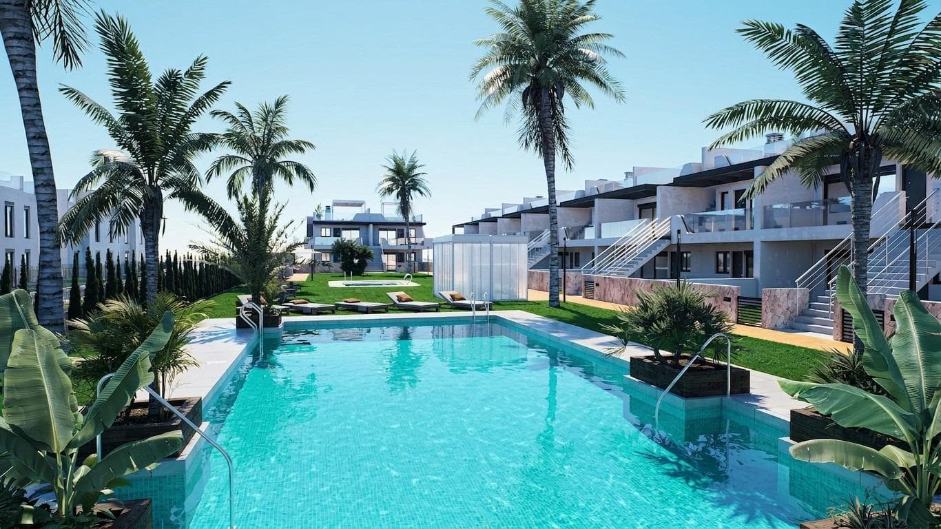 Bungalow de 2 dormitorios en Pilar de la Horadada
