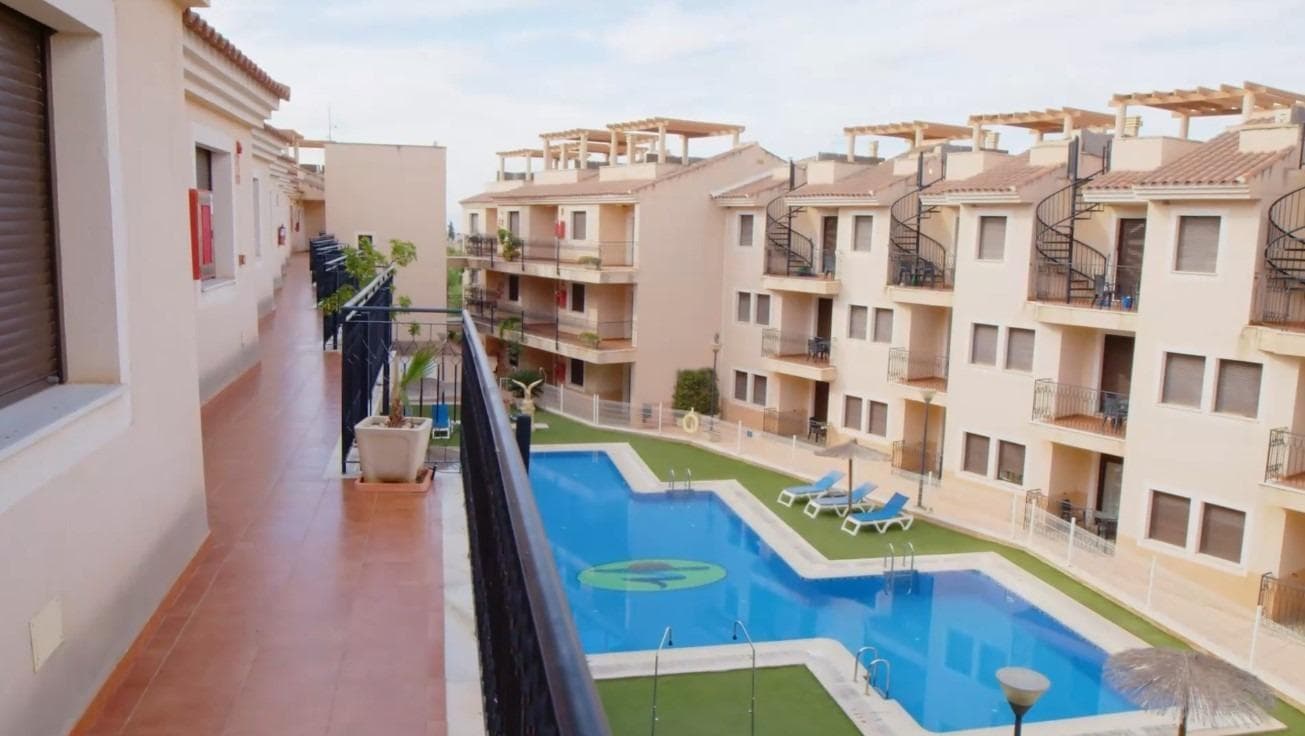 Ático de 2 dormitorios en Águilas