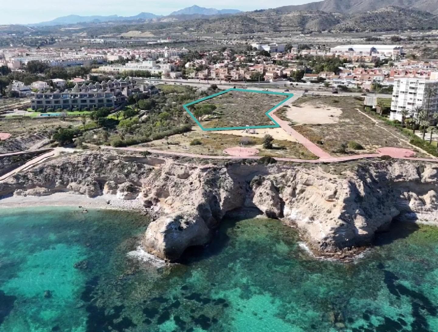 Villa med 3 soverom og 2 bad i El Campello – bilde 2