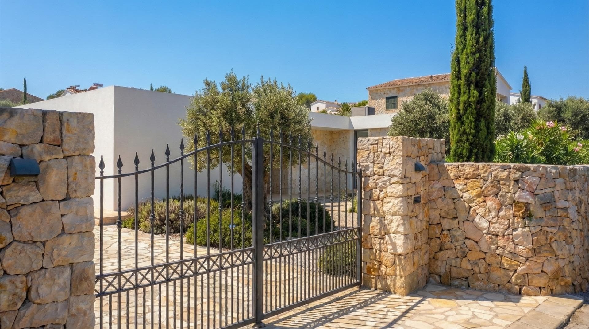 Villa de 3 dormitorios en Pinoso – imagen 3