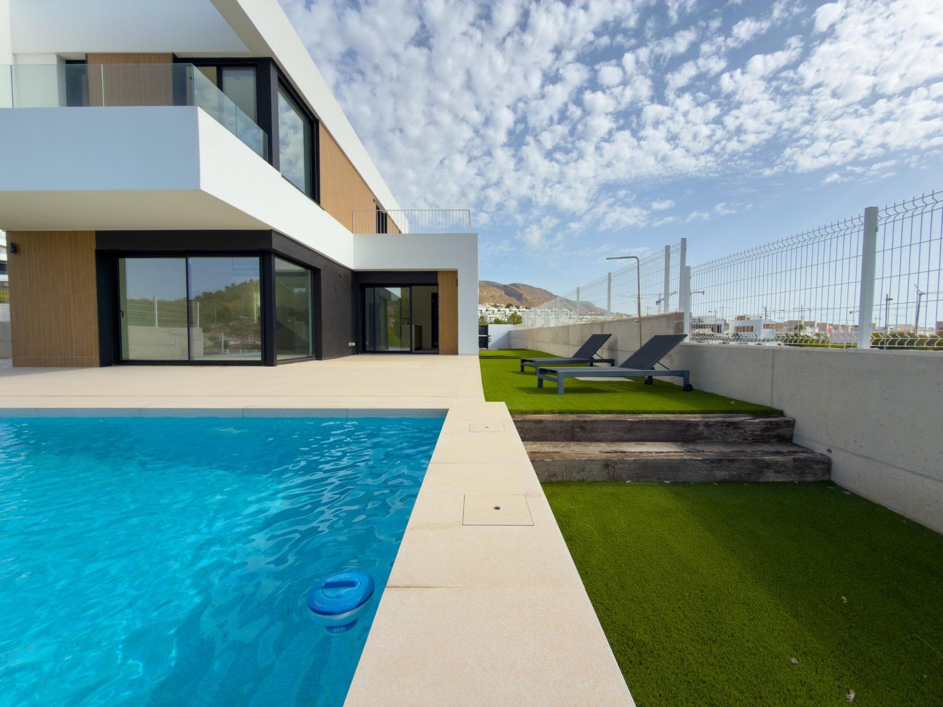 Moderne villa med 3 soverom og basseng i Finestrat – bilde 2
