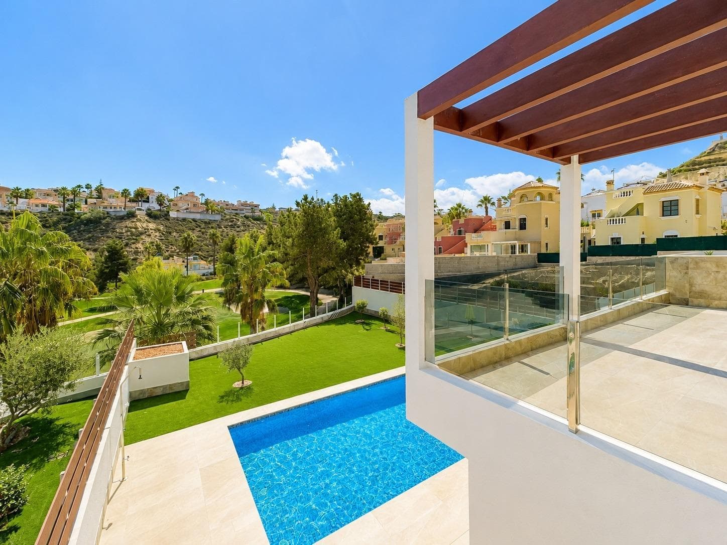Luksuriøse villaer i første linje mot golfbanen i Ciudad Quesada, Costa Blanca – bilde 3
