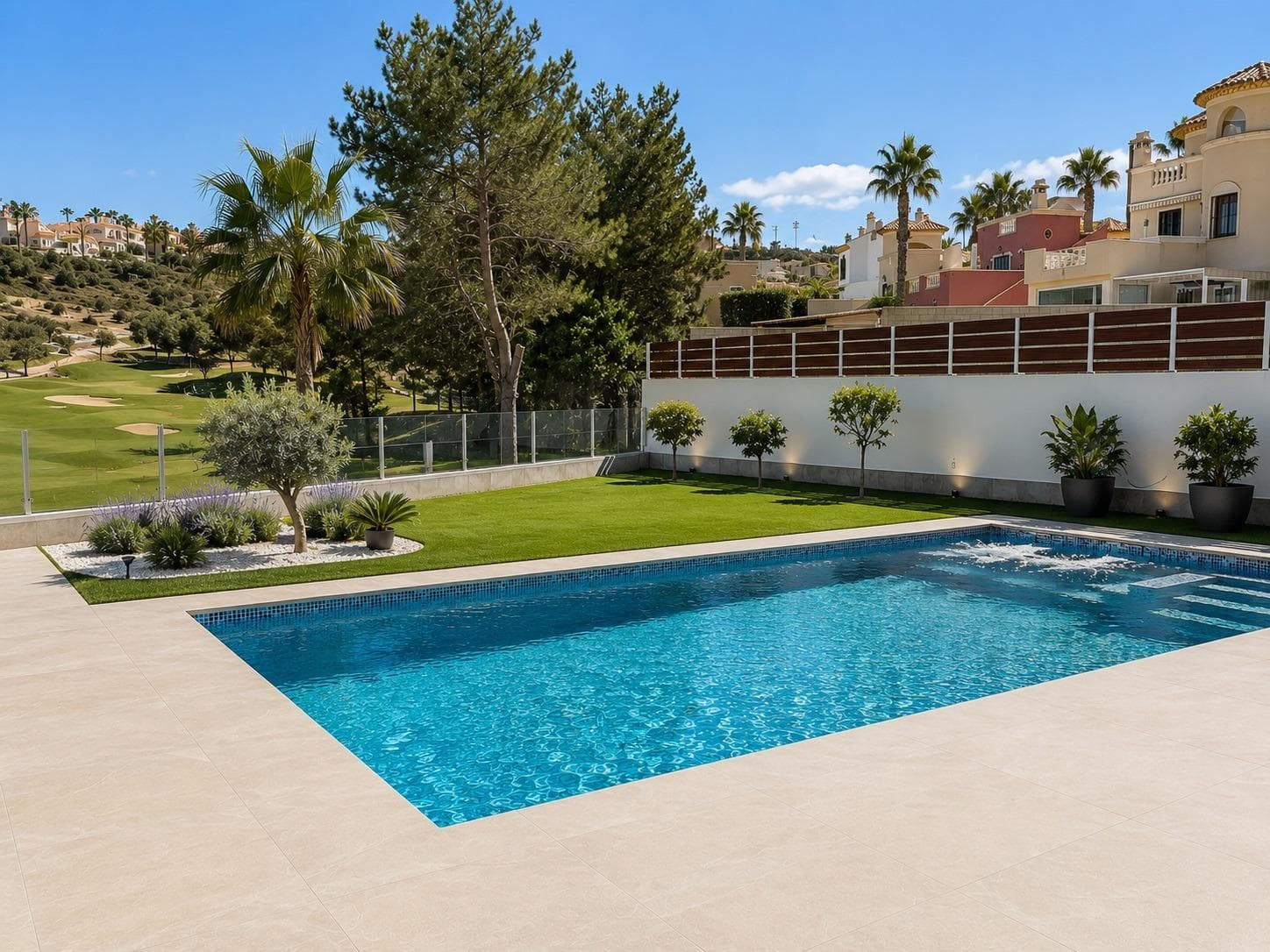 Luksuriøse villaer i første linje mot golfbanen i Ciudad Quesada, Costa Blanca – bilde 5