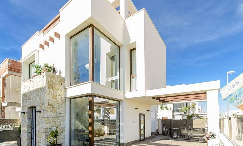Villa de 3 dormitorios en Vera
